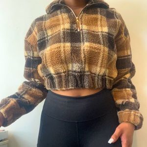 fitted cropped Zaful sweatshirt